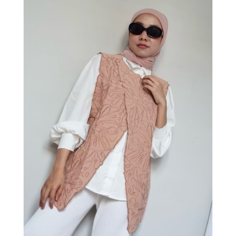 RUNA Vest