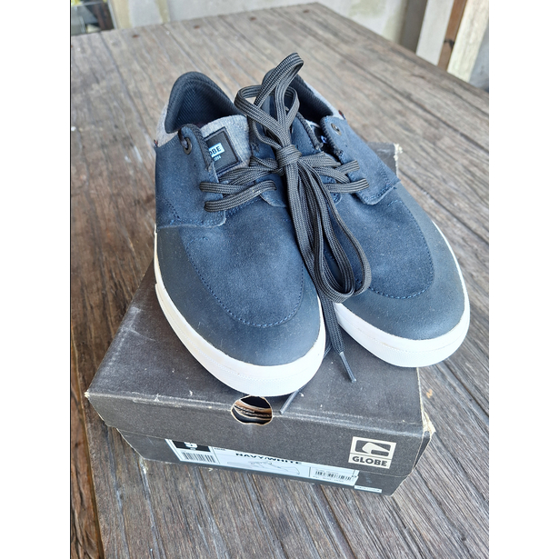 Globe chase shoes on sale