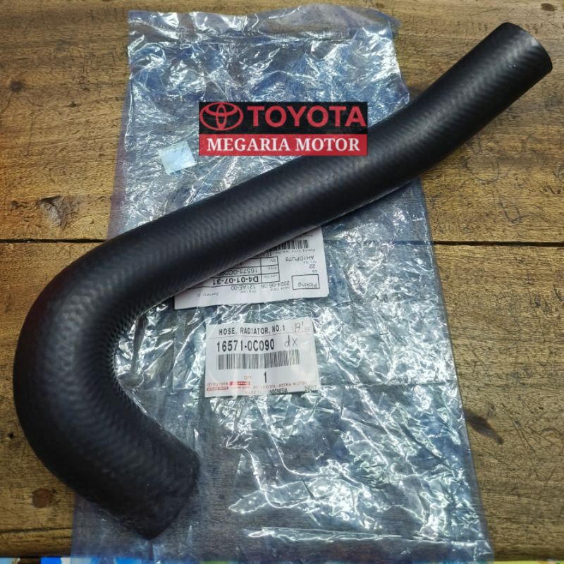 Jual Selang Radiator Atas Innova Fortuner Bensin 2004 2014 ORIGINAL ...