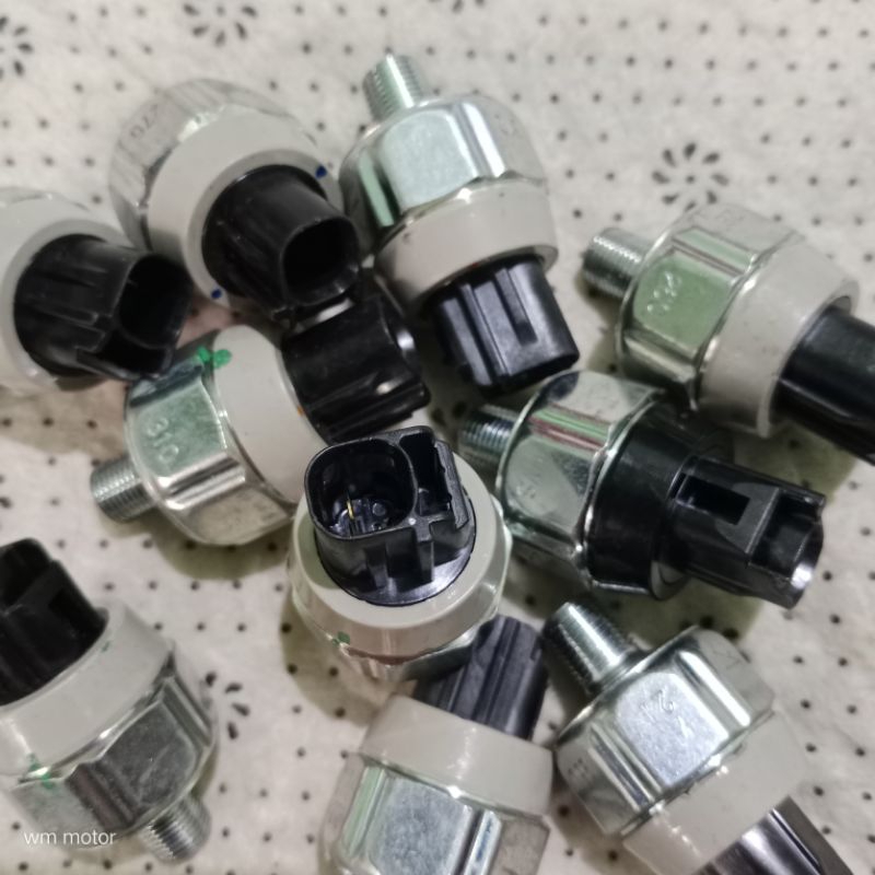Jual switch sensor vacum boster rem innova inova fortuner kijang efi ...