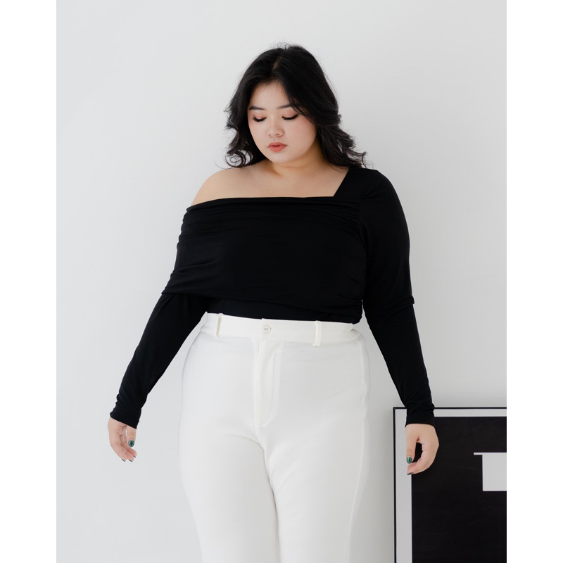 Jual Beth Off Shoulder Top - Top Off Shoulder Bigsize - Baggylooks ...