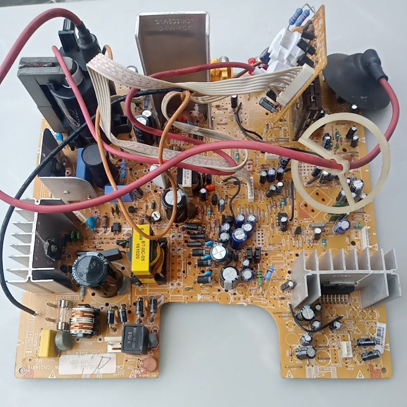 Jual mesin tv Polytron U-slim Cristalin 21inchi | Shopee Indonesia