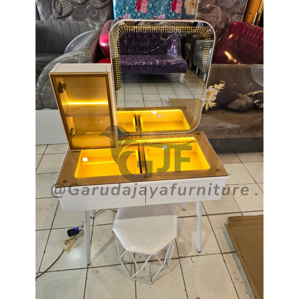Jual MEJA RIAS IMPORT CERMIN LED 3 WARNA / MEJA RIAS MINIMALIS / MEJA ...