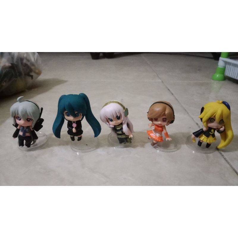 Jual action figure Vocaloid thrift Shopee Indonesia