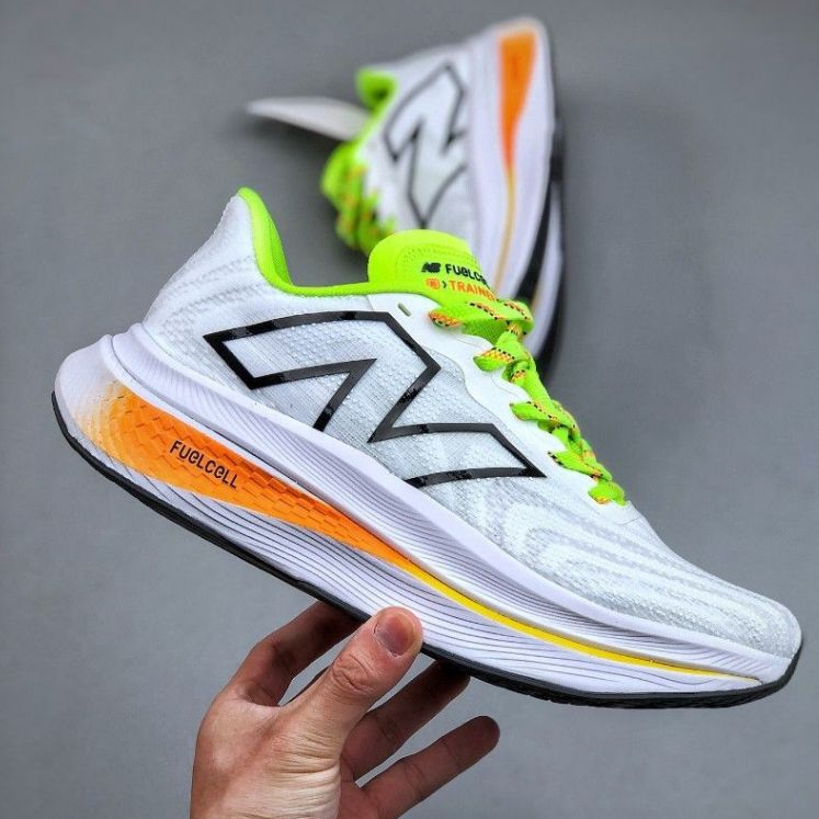 Jual Sepatu Running NB FueICeII Super Comp Trainer V2 Women WRCXCA3 ...