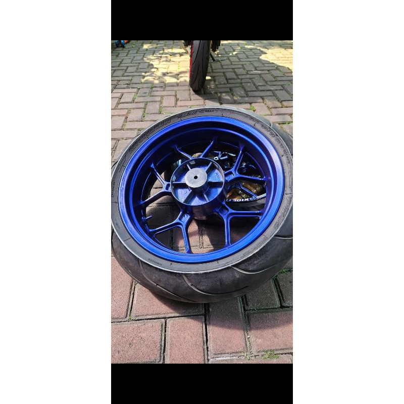 Jual Velg lebar R25 beserta ban Michelin ukuran 190 | Shopee Indonesia