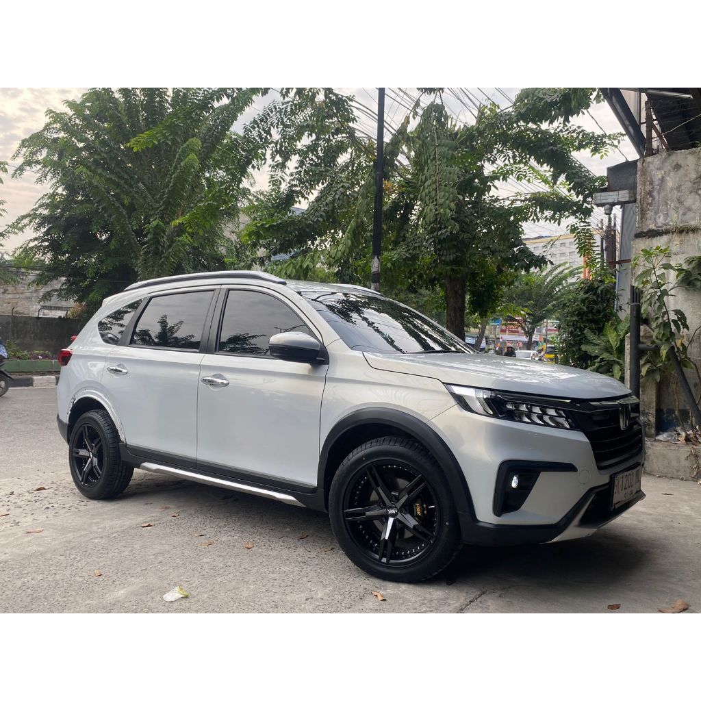 Jual Paketan Velg dan Ban Racing Honda Brv R17 Pelek Hsr Keunikai R17 ...