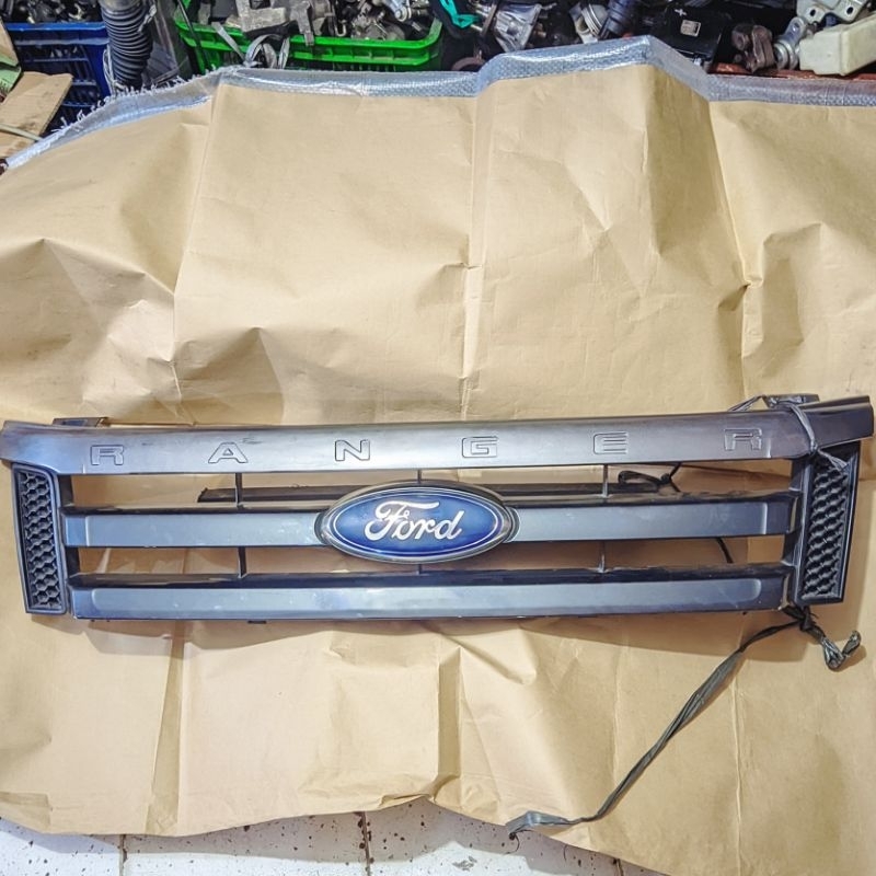 Jual GRILL FORD RANGER ORIGINAL | Shopee Indonesia