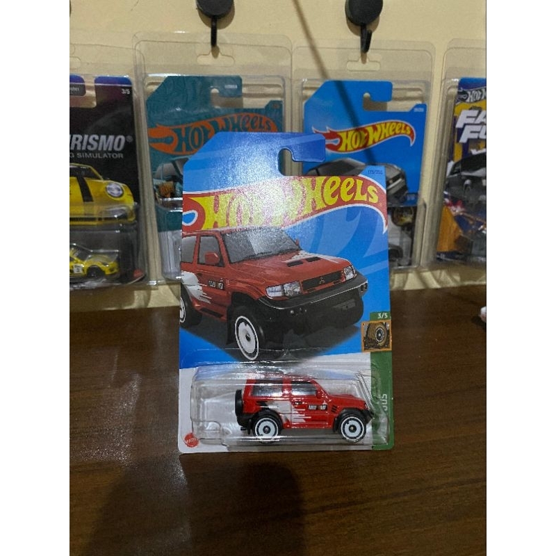 Jual Hot Wheels Mitsubishi Pajero Evolution Merah Ralli Art | Shopee ...