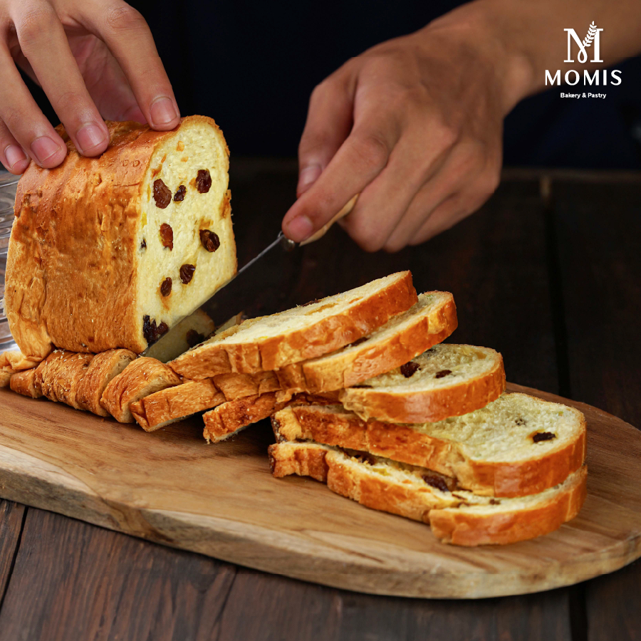Jual Momis Bakery - Raisin Bread (Roti Tawar Kismis) | Shopee Indonesia