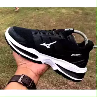 Sepatu Sneakers Pria Wanita Hitam Putih Termurah