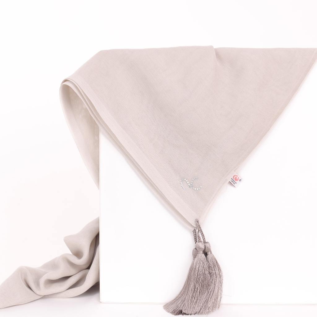 NADIYA Everyday Scarf Square Paris Japan Tassel Premium