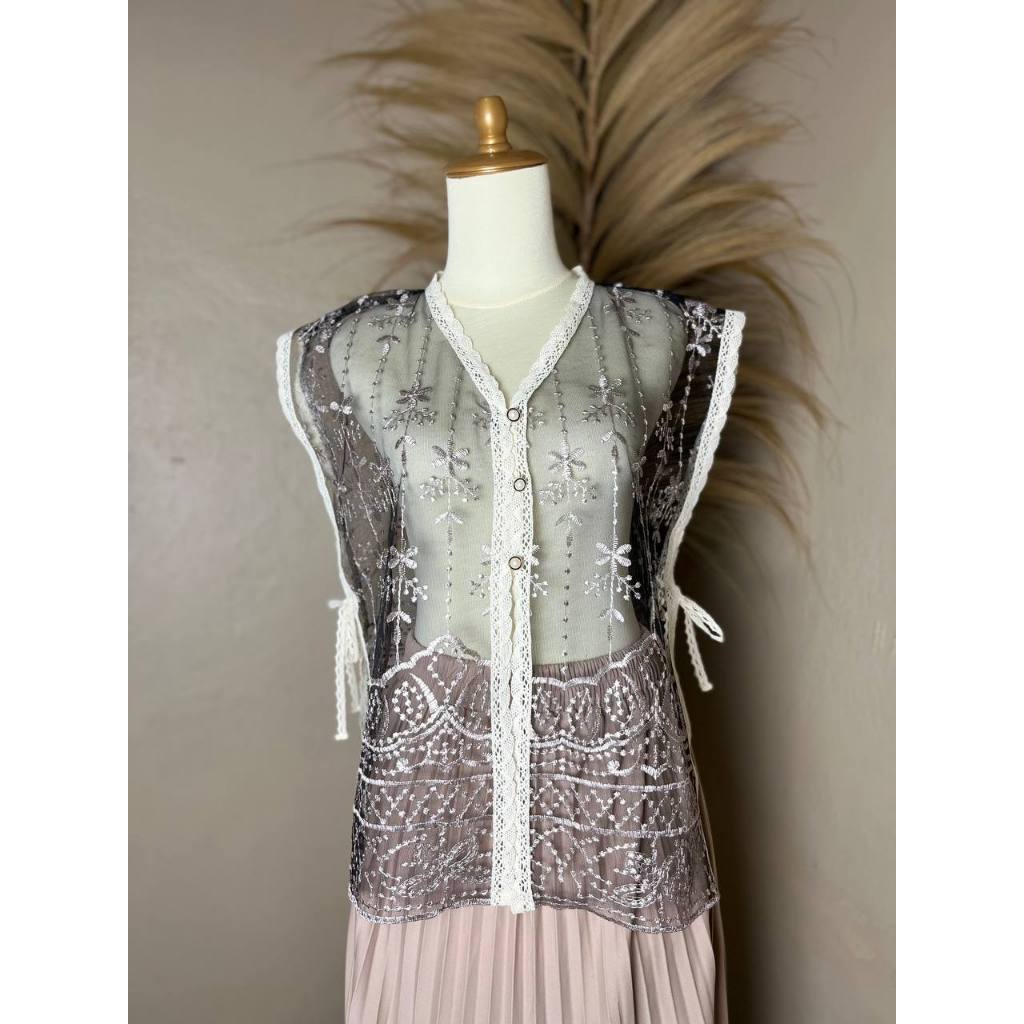 Jual VEST TILE BRUKAT ETNIK SAPTO TALI PREMIUM /LACE ROMPI OUTER WANITA ...