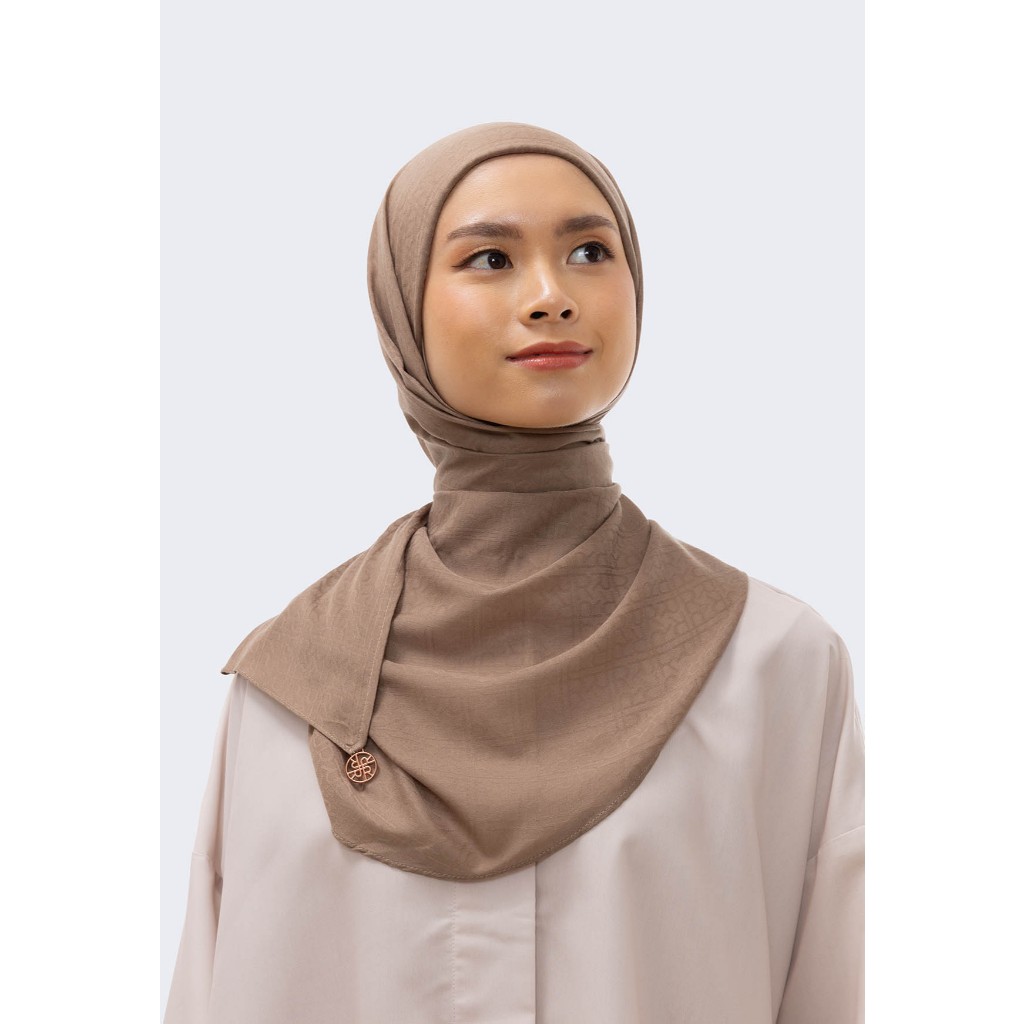 Riamiranda Kayra Instant Hijab