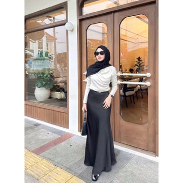Satin Skirt Rok Satin Panjang Premium Satin Long Skirt Rok Satin Maxi Rok Duyung Satin Flo