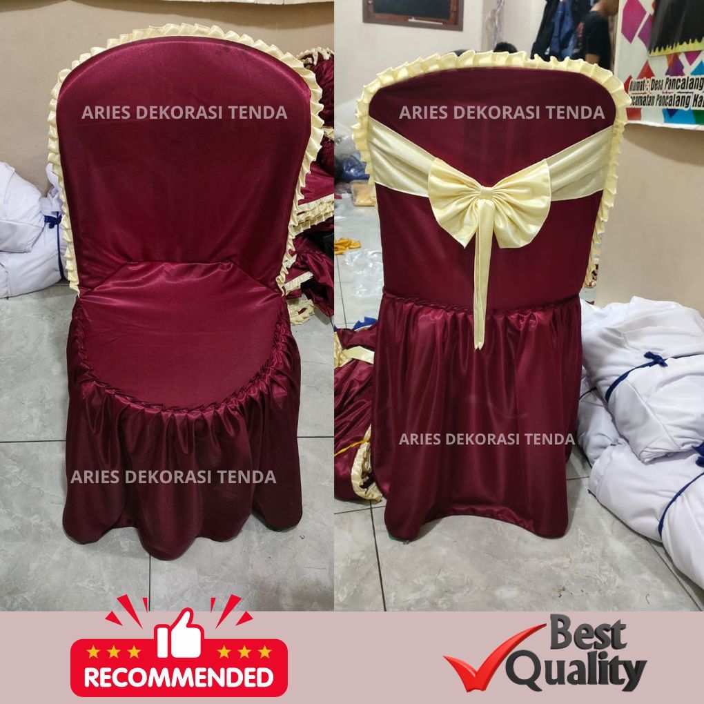 Qora ayollarning osilgan kokraklari