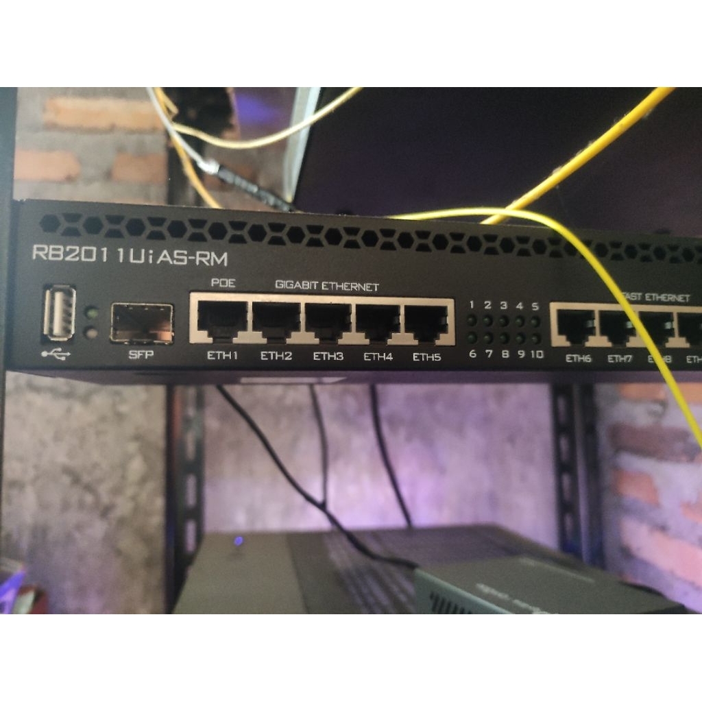 Jual Mikrotik RB2011 | Shopee Indonesia