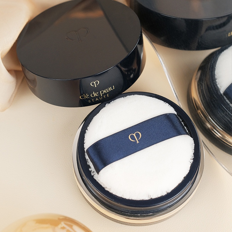 Jual Cle De Peau Glossy Setting Powder Bedak Tabur 26g / CPB Baute ...