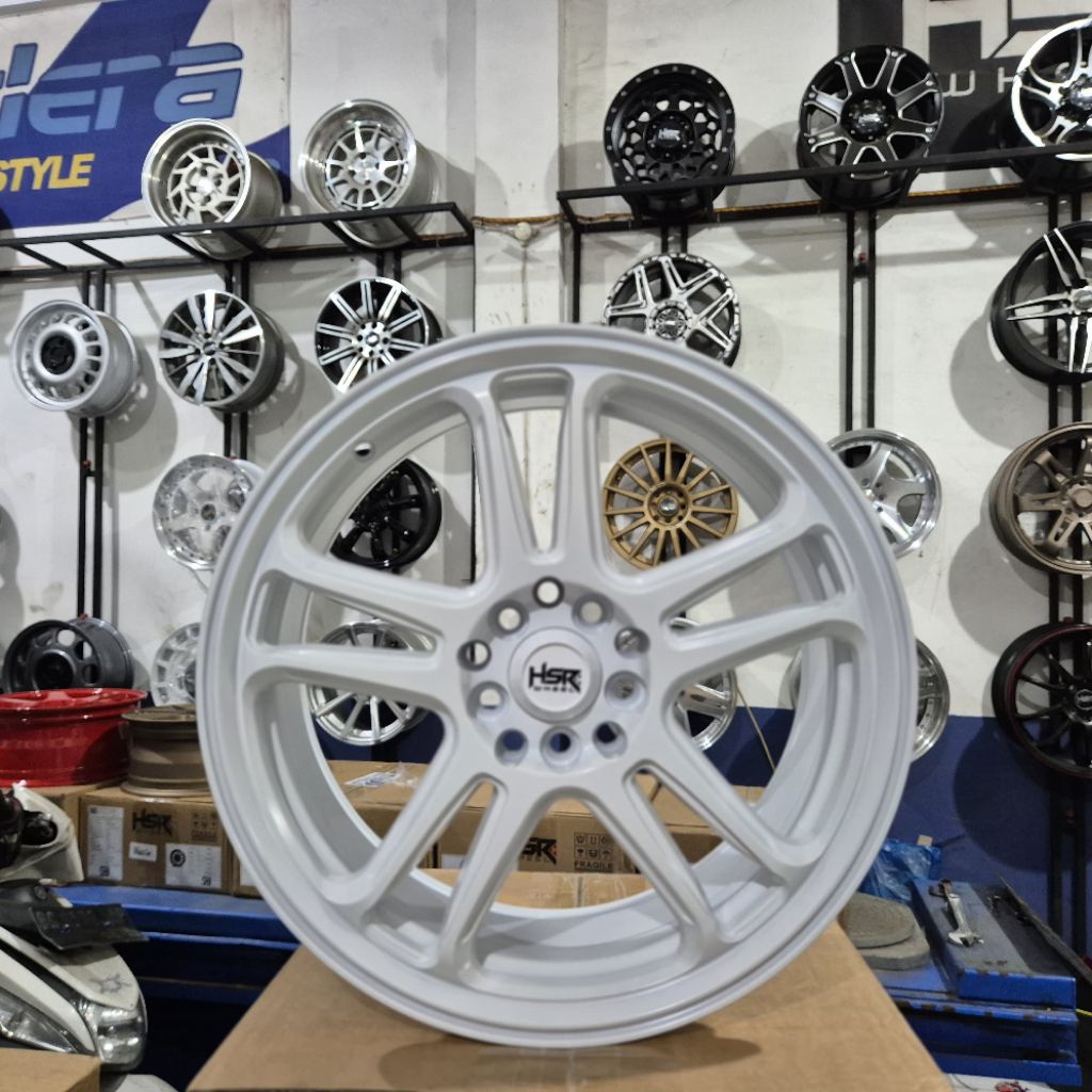 Jual Velg mobil innova ring 17 merk HSR TYPE Nx Spo lebar 7,5 inch ...