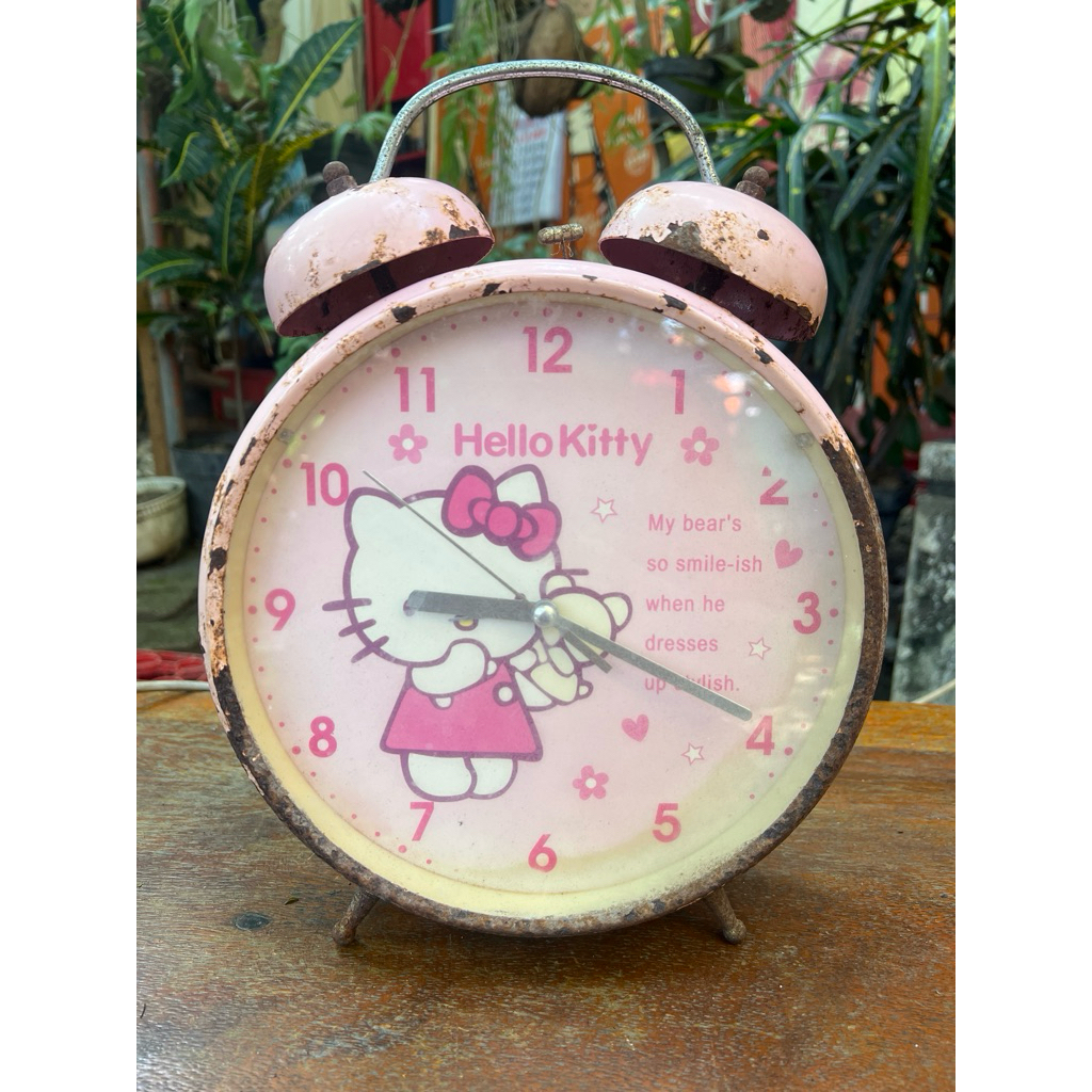 Jual Jam Meja Unik Hello Kitty Ukuran Jumbo for Display | Shopee Indonesia