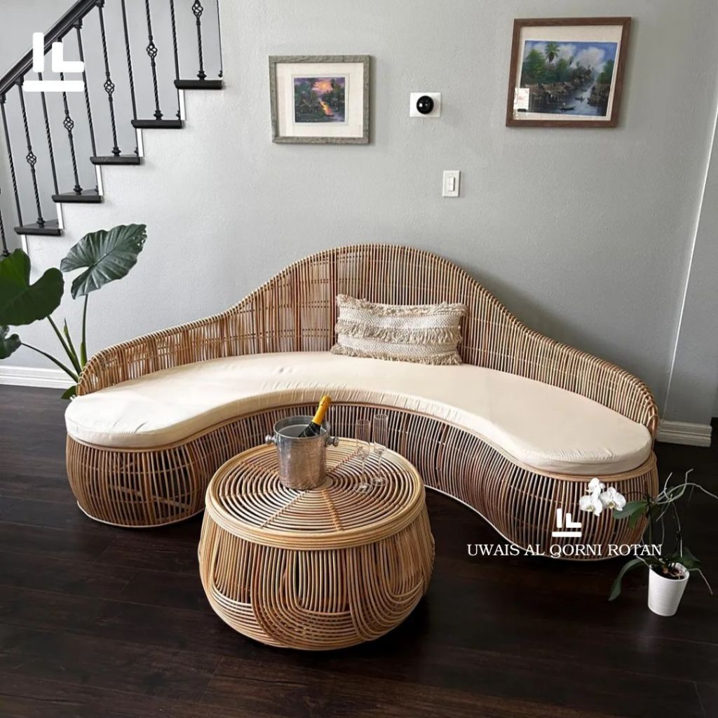 Jual Sofa Bench 6 Seater Rotan Aesthetic Bentuk Curve + Meja Bundar ...