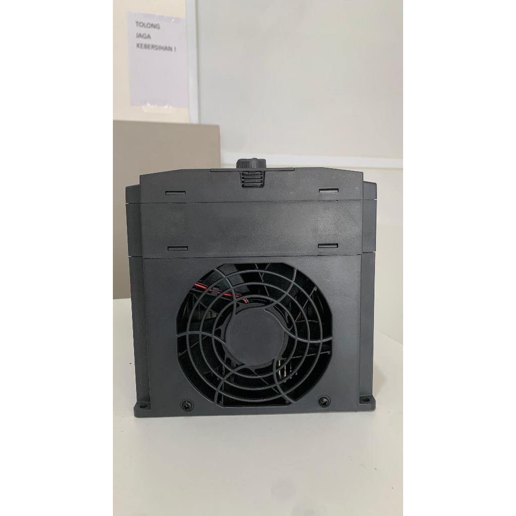 Jual Inverter VFD Frequency 22 KW Input 3 Phase Output 3 phase 380V ...