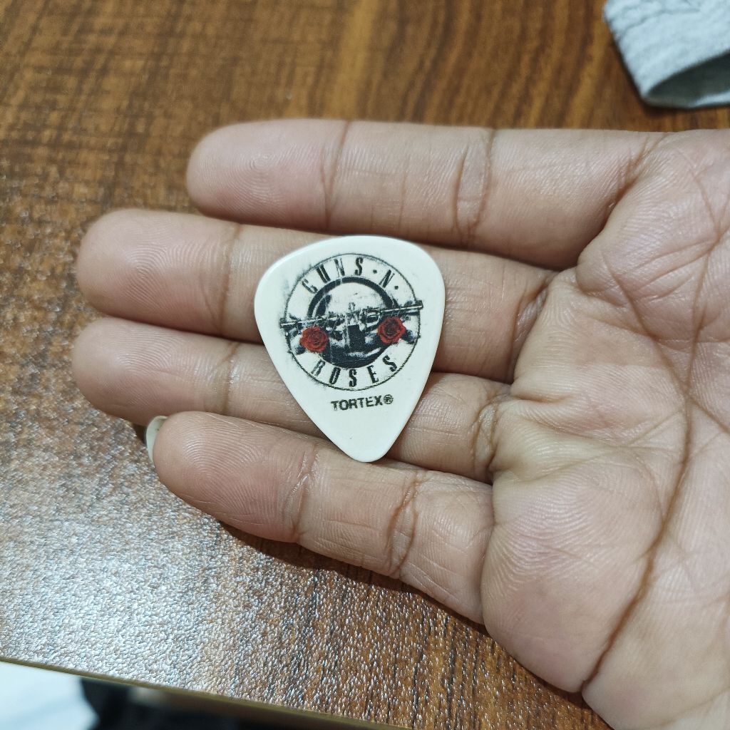Jual Pick Guitar Guns N Roses x TORTEX (Not In This Lifetime Tour 2016 ...