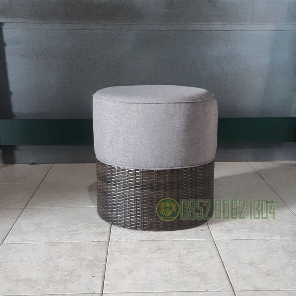 Jual Stool Bundar Rotan Sintetis dengan Dudukan Jok Empuk / Kursi Stool ...