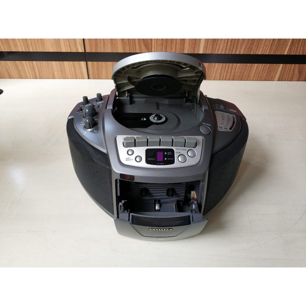 Jual AIWA CSD-VDP1 - Stereo Radio Tape Compact Disc | Shopee Indonesia