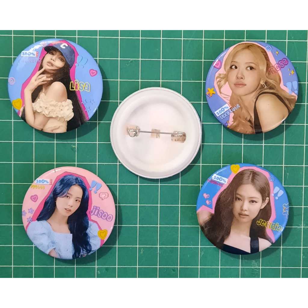 Jual Freebies PIN BROS BLACPINK ( 1 VARIASI ISI 4 PIN MEMBER BLACKPINK ...