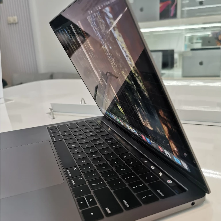 Jual Laptop Surabaya