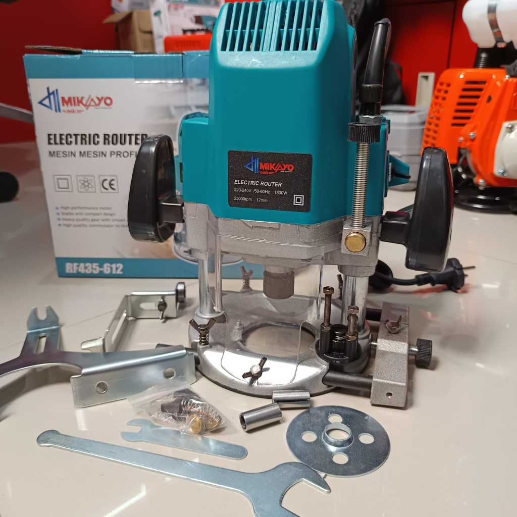 Jual Maktec - Bonchi Mesin Router BESAR 2 Tangan - Profil Kayu Teko 1/2 ...