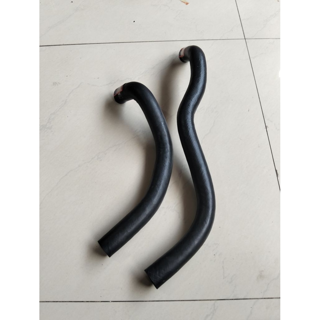 Jual Selang Radiator Daihatsu Charade G.11 atas/Bawah | Shopee Indonesia