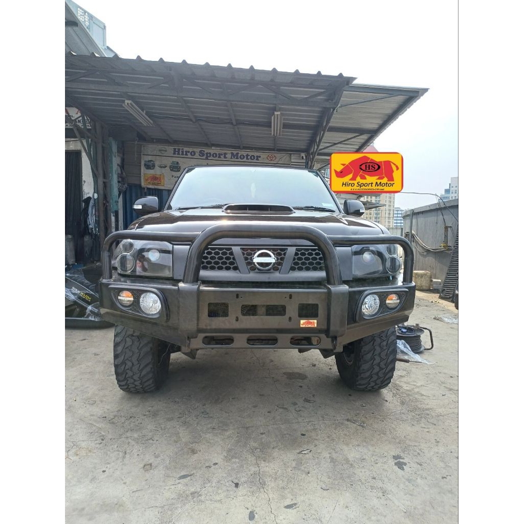 Jual Bull bar bumper depan Nissan frontier navara lama import THAILAND ...