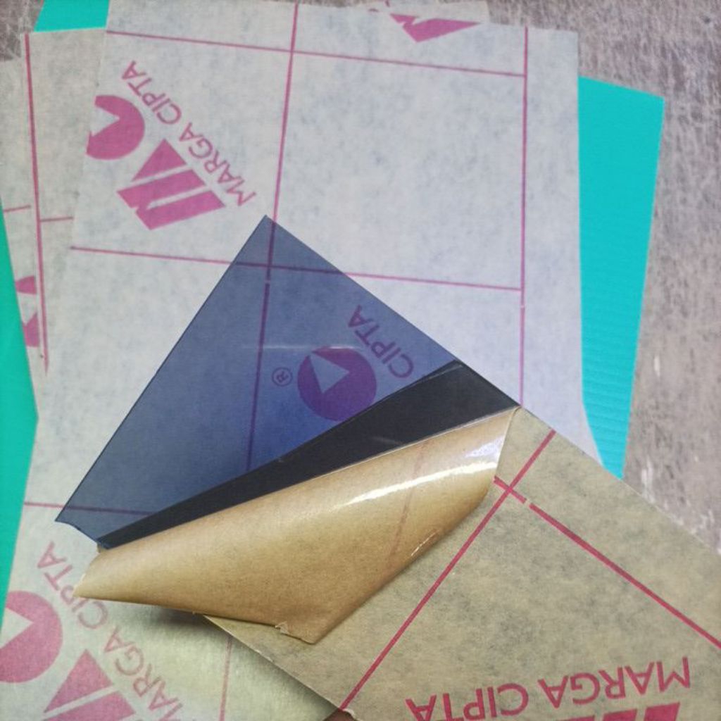 Jual AKRILIK hitam riben 2mm 20X30 | Shopee Indonesia