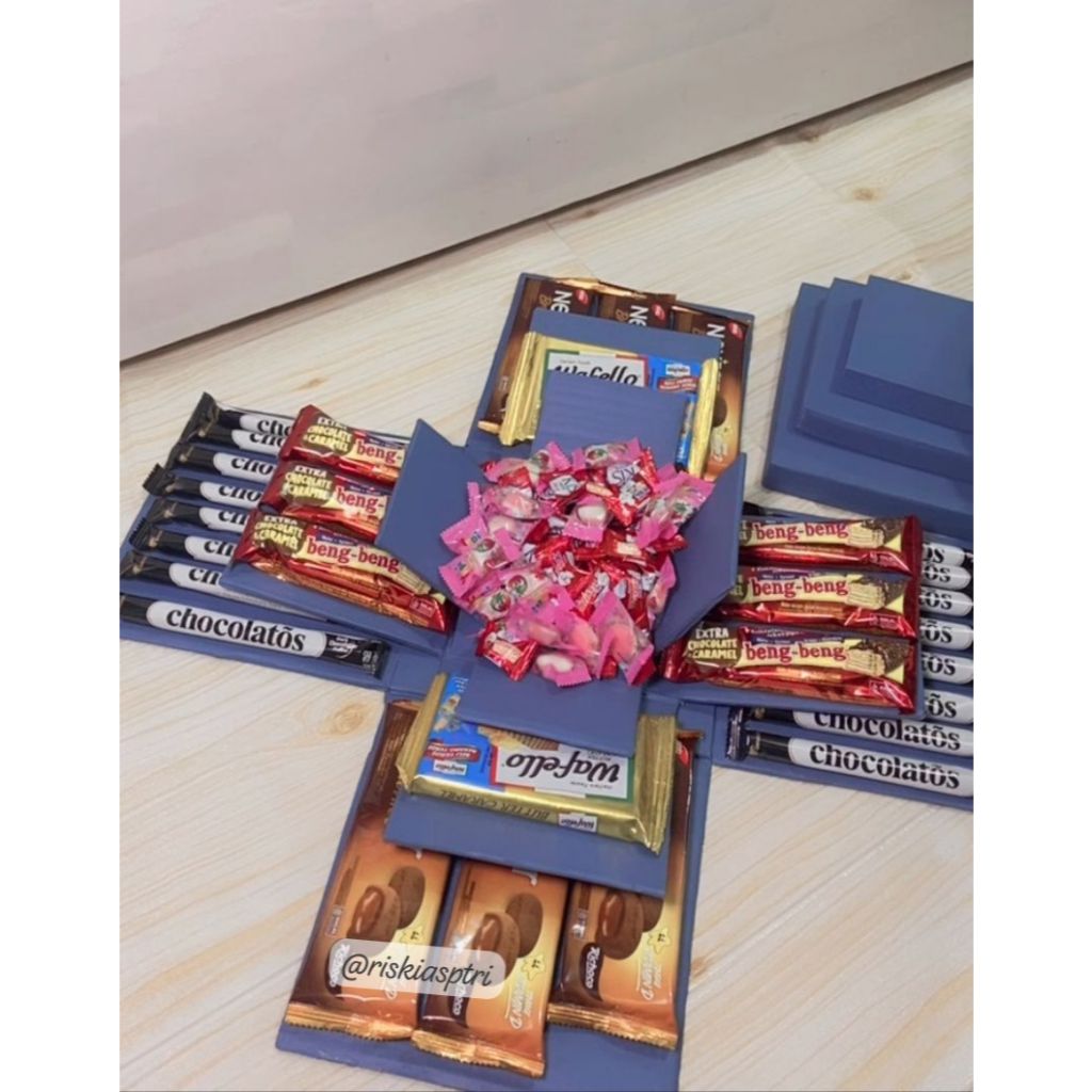 Jual EXPLOSION BOX ukuran 20cm x 20cm | SNACK BOX | GIFT BOX | BOX KADO ...