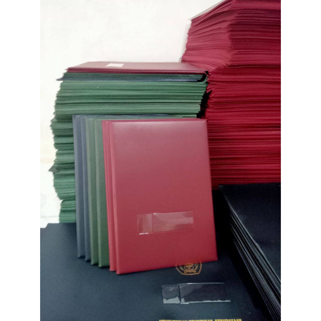 Jual Map Polos || Sampul Polos, Isi 10 Lembar (Merah Marun) | Shopee ...