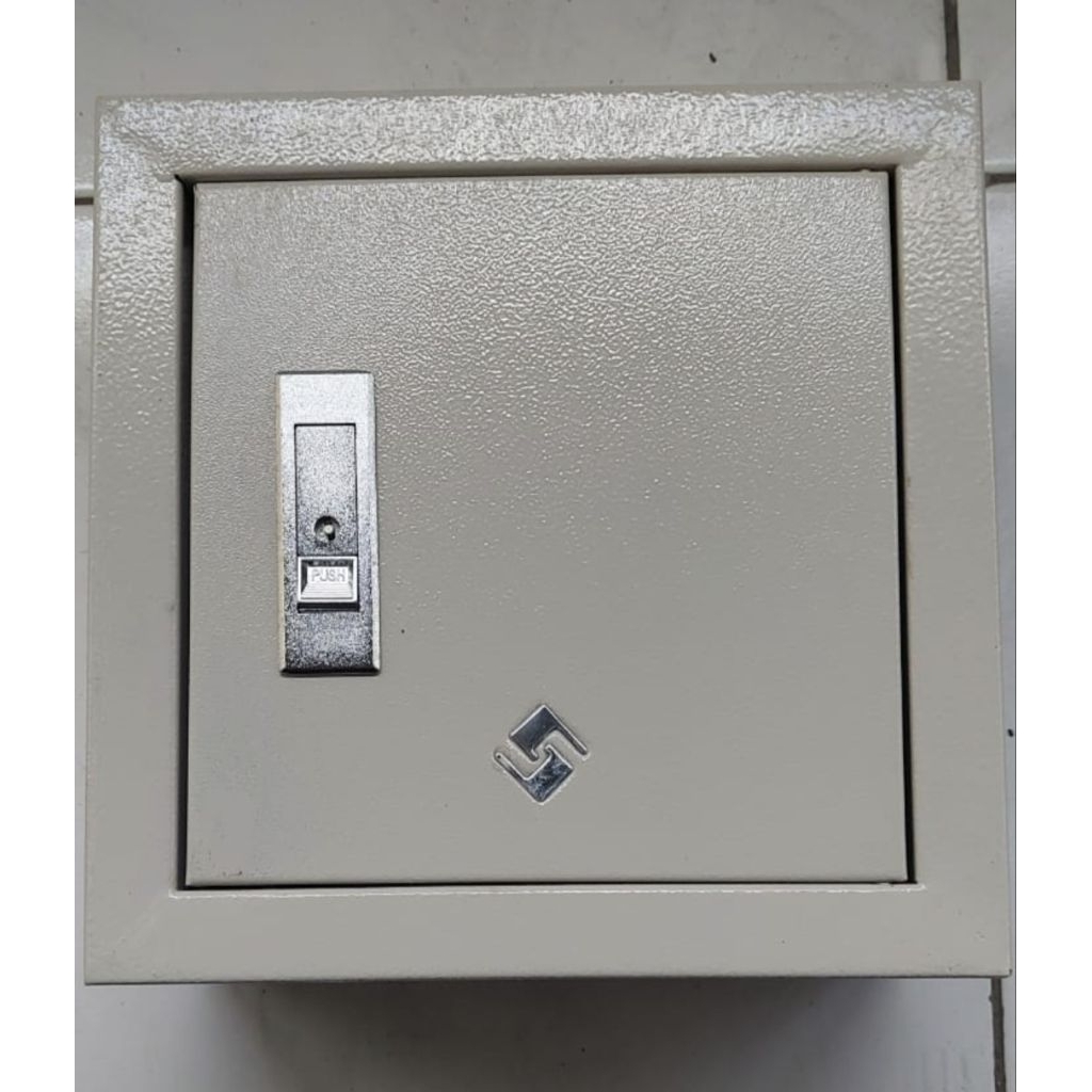 Jual Box Panel Saka 60x120x25 Kunci Tekan / Push lock 60 x 120 x 25 ...