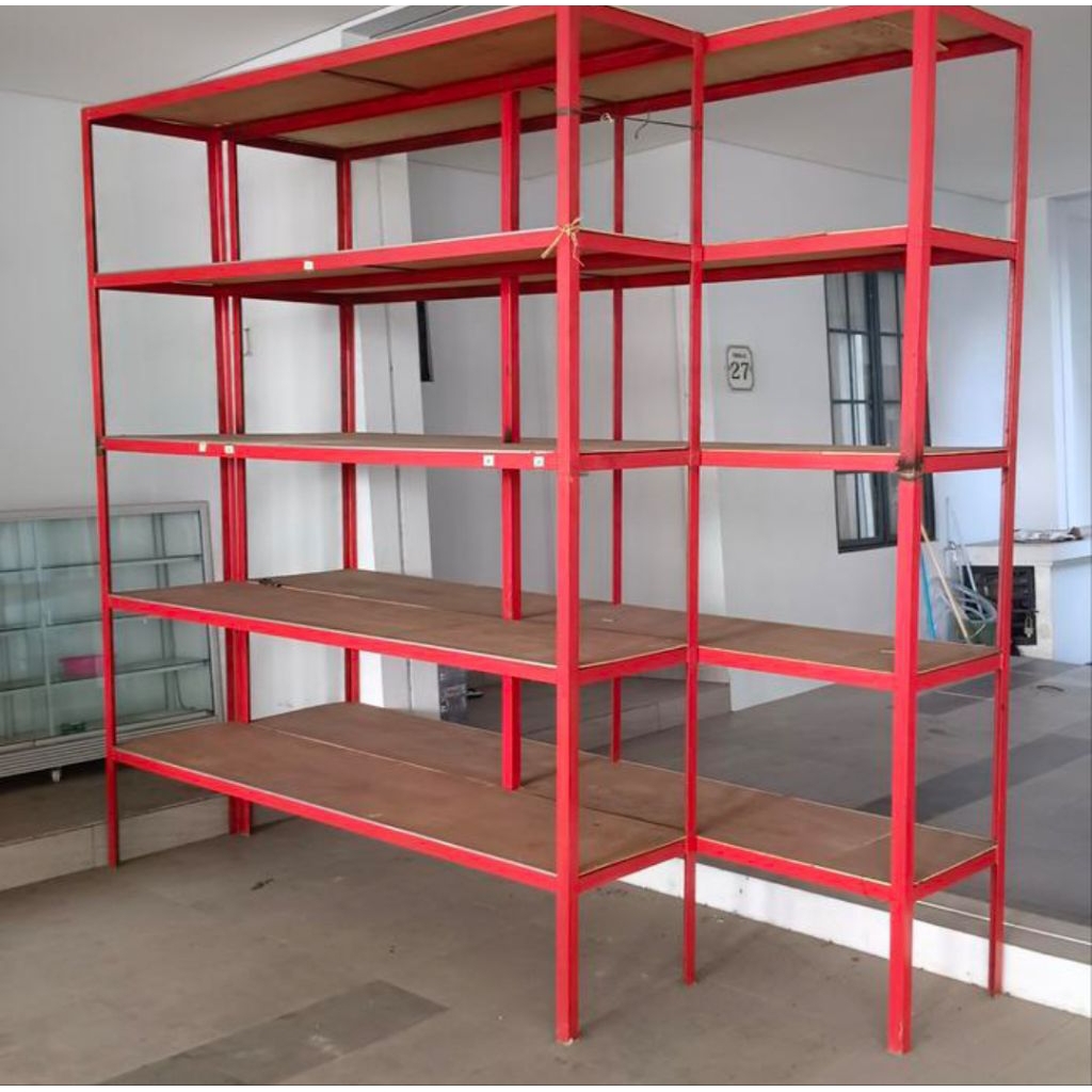 Jual rak besi dan etalase kaca/showcase bekas | Shopee Indonesia