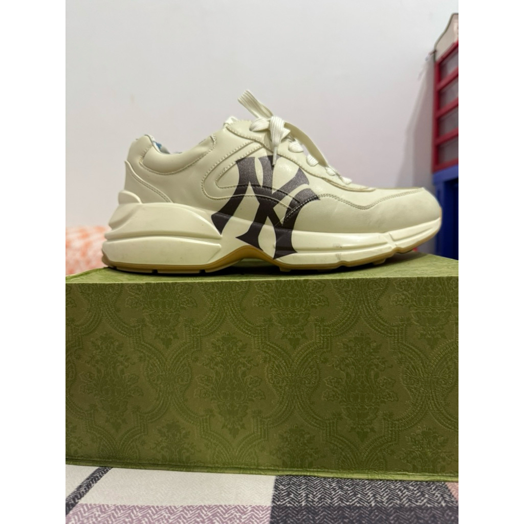 Jual sneakers gucci rython second like new | Shopee Indonesia