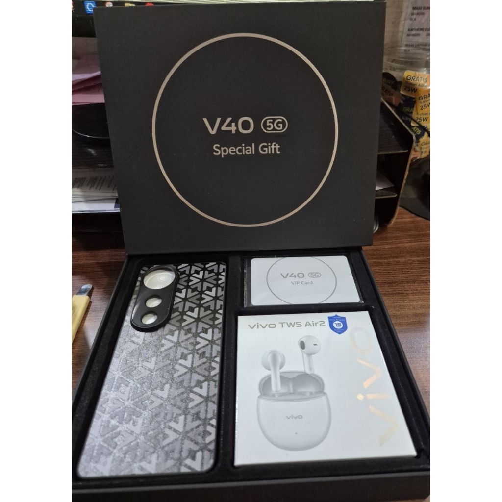 Jual GIFT BOX VIVO V40 5g / Y29 | Shopee Indonesia