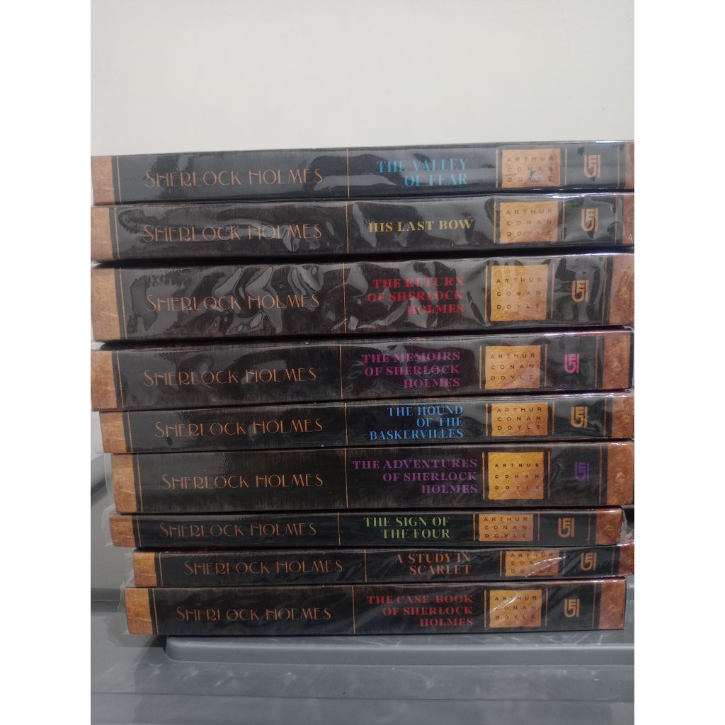 Jual pre loved set novel sherlock holmes hard cover Gramedia | Shopee ...