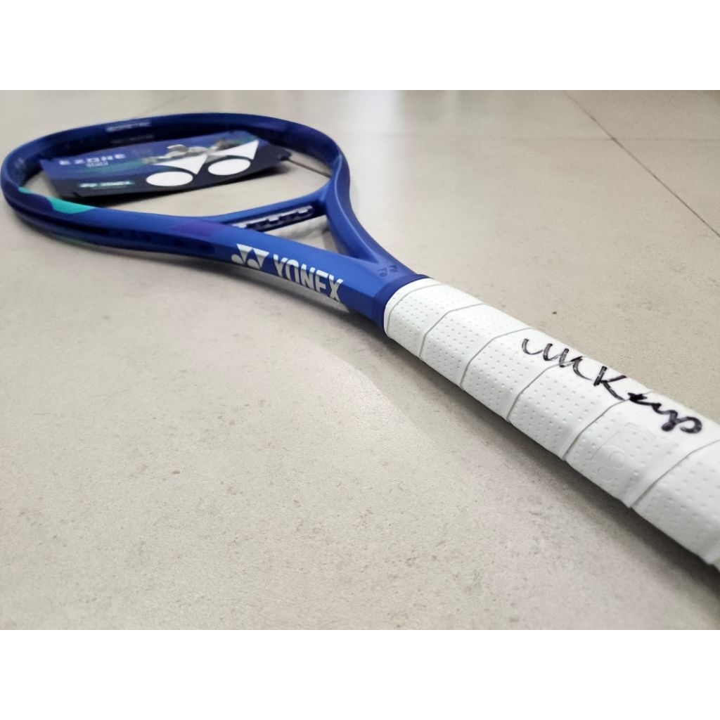 Jual [Rare Collection – AO 2025 Winner: Madison Keys] Yonex Ezone 2025 ...