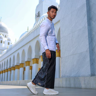 Sarung Sapphire Exclusive HT Hitam Tumpal