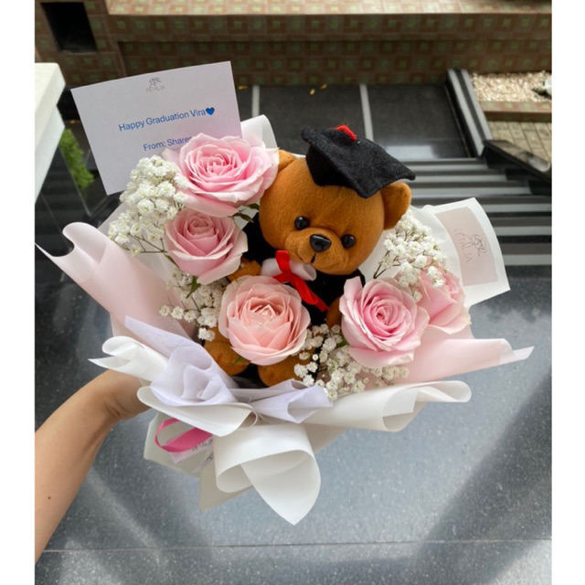 Jual HAPPY FOR YOU BOUQUET - 5 MAWAR FRESH + BONEKA GRADUATION | BUKET ...
