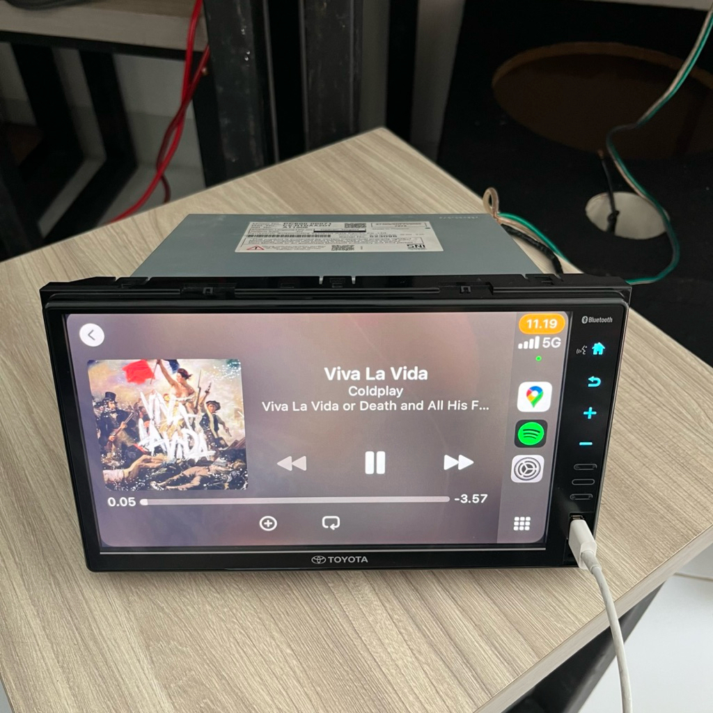 Jual Head unit Innova Venturer 2019 apple carplay android auto | Shopee ...