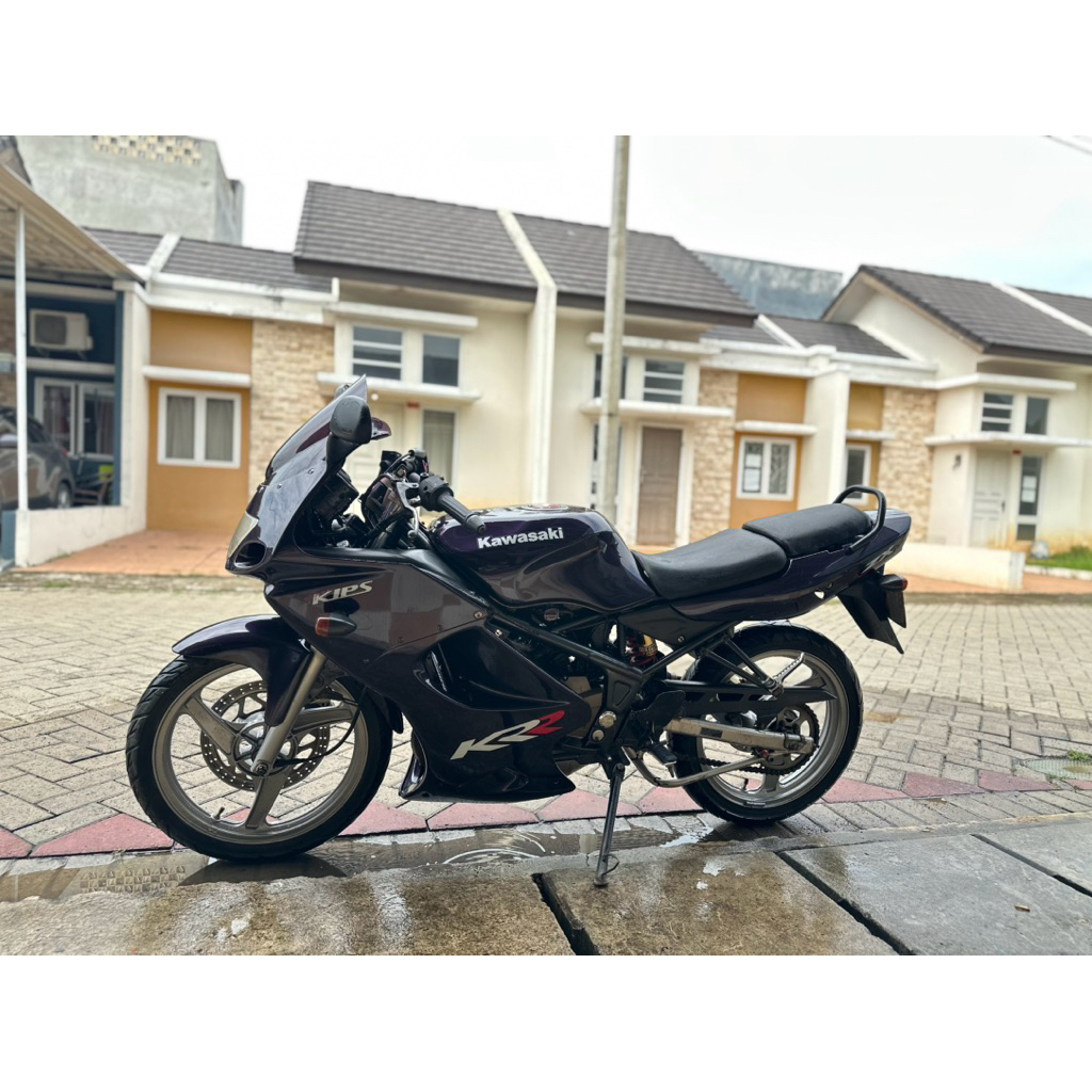 Jual Kawasaki Ninja rr old 2010 rare ungu sesuai surat | Shopee Indonesia