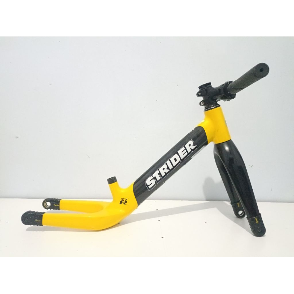 Jual Strider Carbo STR Warna Kuning Hitam Fullbike/Frame Only | Shopee ...