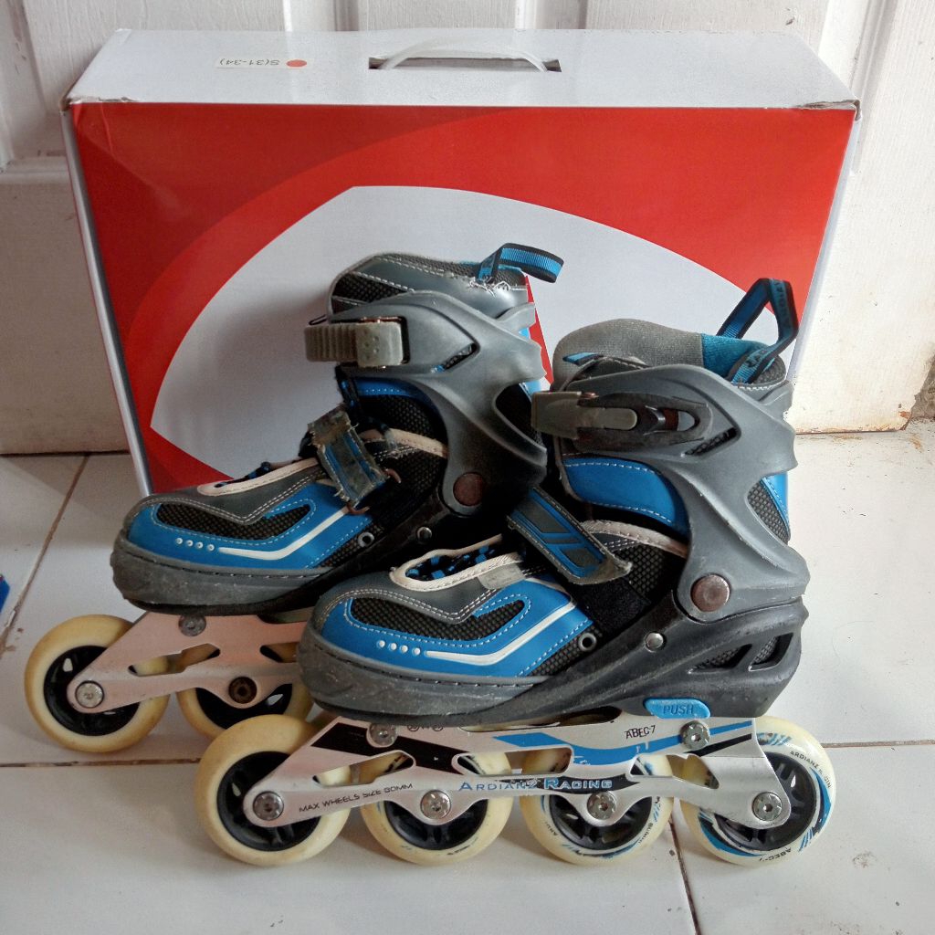 Jual sepatu roda Ardianz bekas ukuran M warna biru tanpa kotak | Shopee ...
