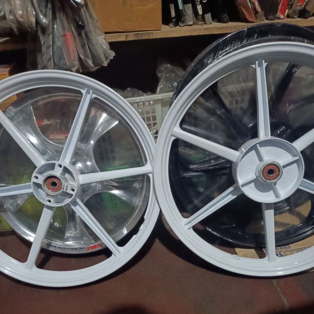 Jual velg racing kph kharisma Supra 125 putih palang 6 | Shopee Indonesia
